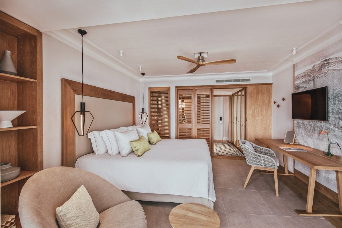 Sugar_Beach_A-Sun_Resort_-ROOMS-DELUXE-BEACH-FIRST-FLOOR (2).jpg