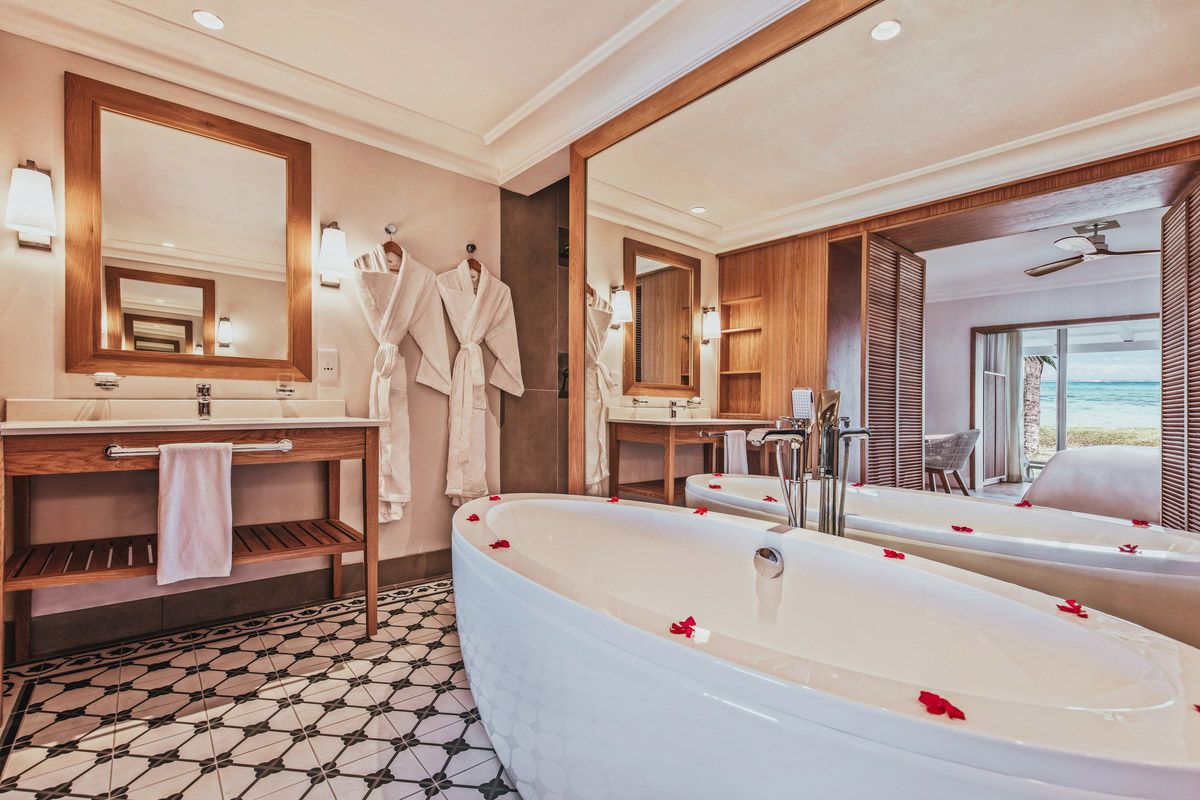 Sugar_Beach_A-Sun_Resort_-ROOMS-DELUXE-BEACH-GROUND-FLOOR (2).jpg