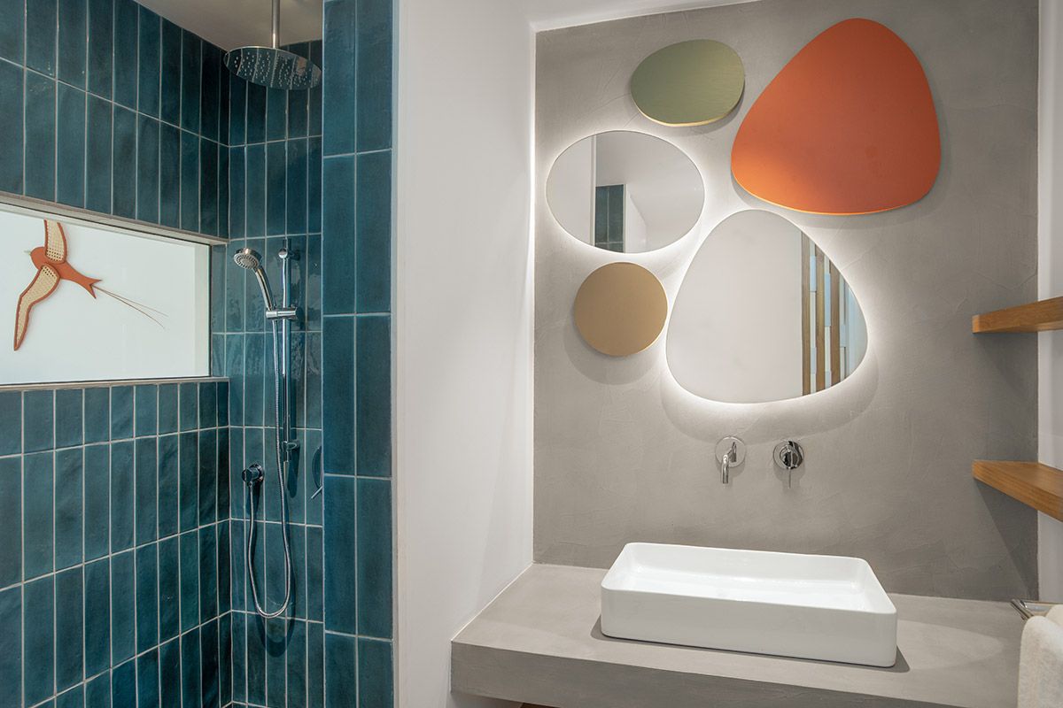 Sunrise Attitude Hotel -Couple-Partial-Sea-View-Bathroom-_-Chambre-couple-vue-mer-partielle-salle-de-bain.jpg