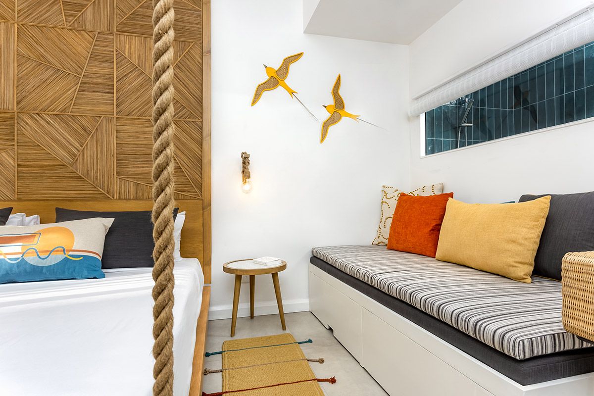 Sunrise Attitude Hotel -Couple-Swim-Up-Room-_-Chambre-couple-Swim-up-03.jpg