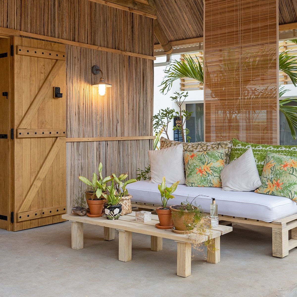 Sunrise Attitude Hotel -KOTNOU-04.jpg