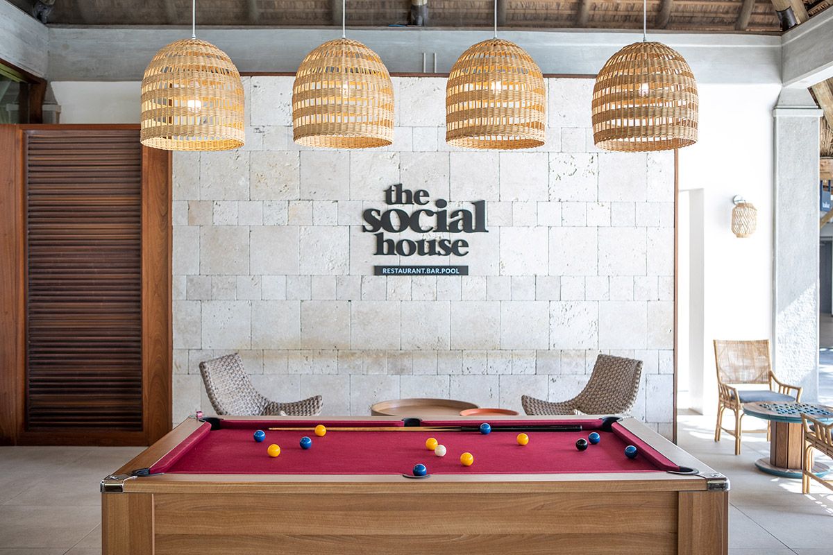 Sunrise Attitude Hotel -The-Social-House-Gaming-corner-01.jpg