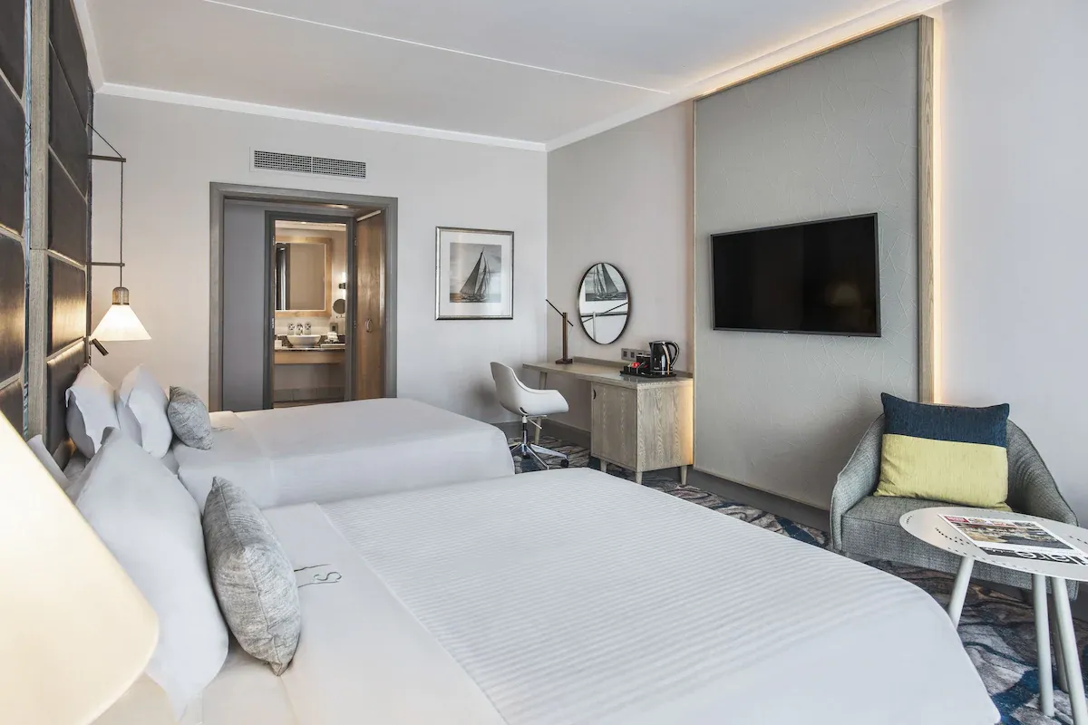Superior Room