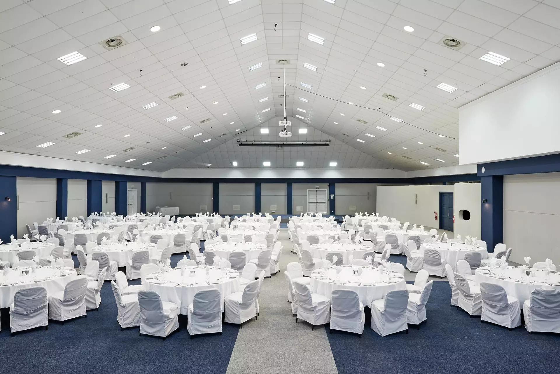 The Ravenala Attitude - Conference Room - mauritius.com (2).webp