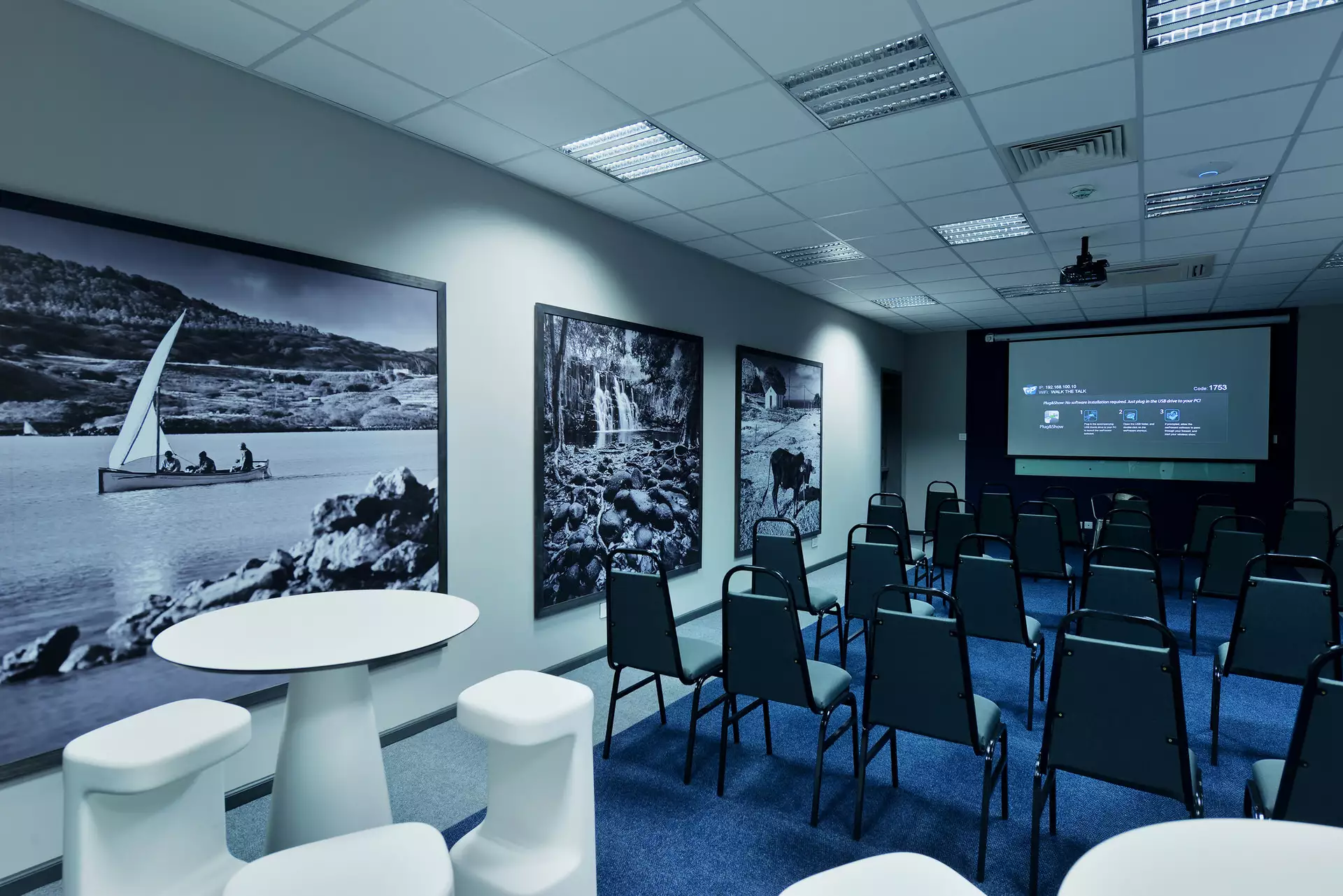 The Ravenala Attitude - Conference Room - mauritius.com (4).webp