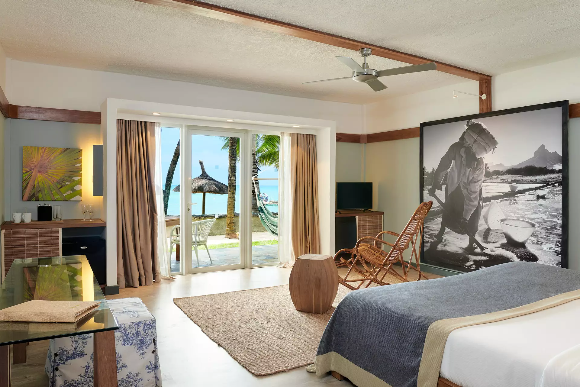 The Ravenala Attitude - Executive Suite Seafront - mauritius.com (2).webp
