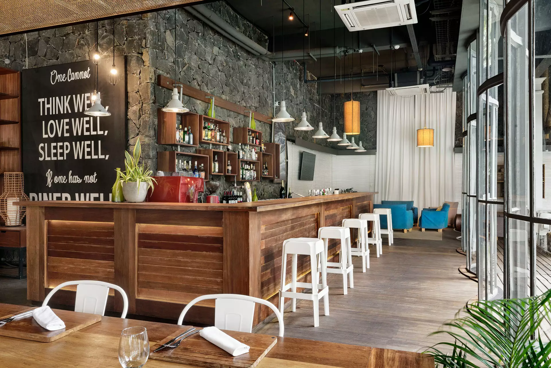 The Ravenala Attitude - The Bistrot - mauritius.com.webp