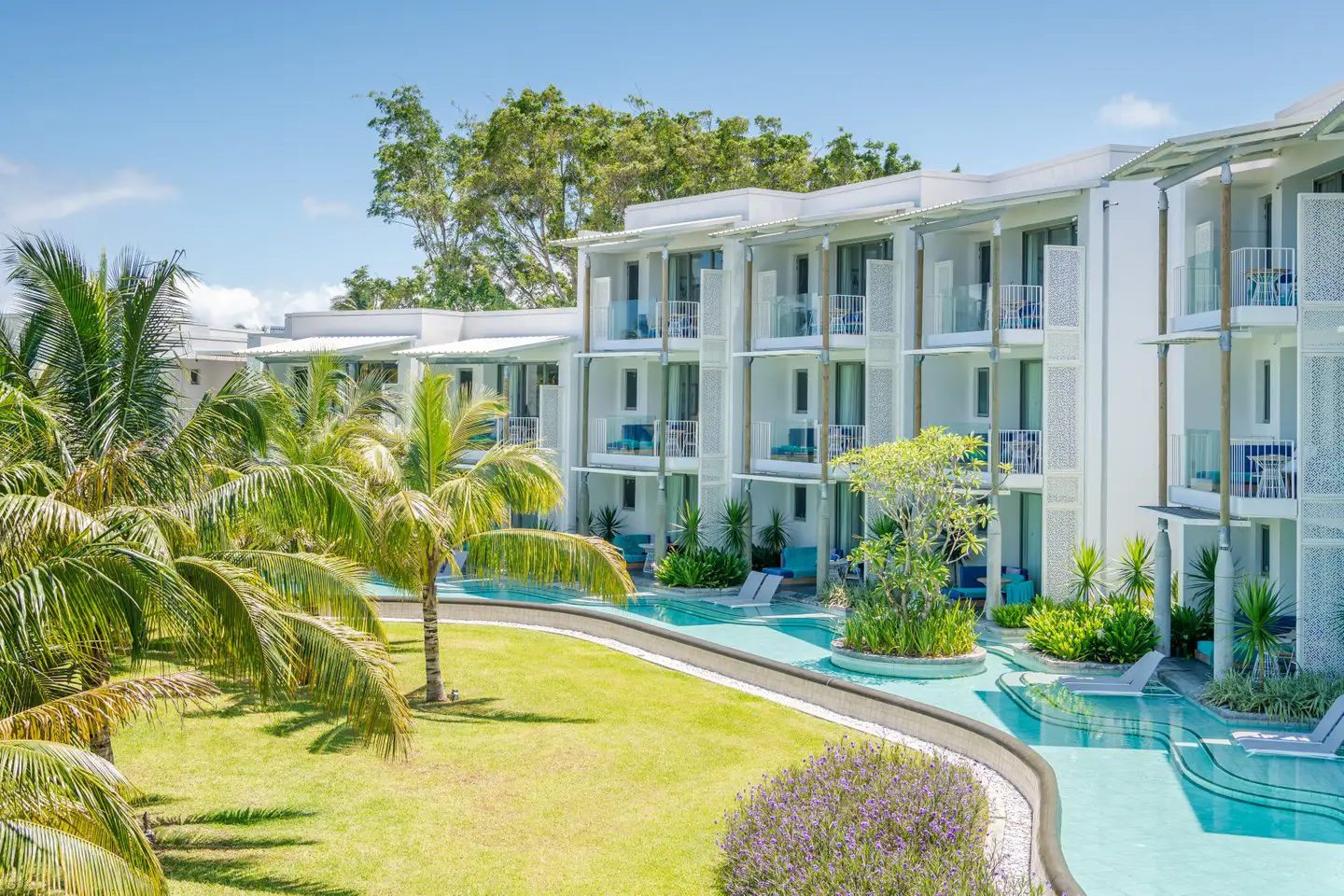 Victoria Beachcomber Resort & Spa