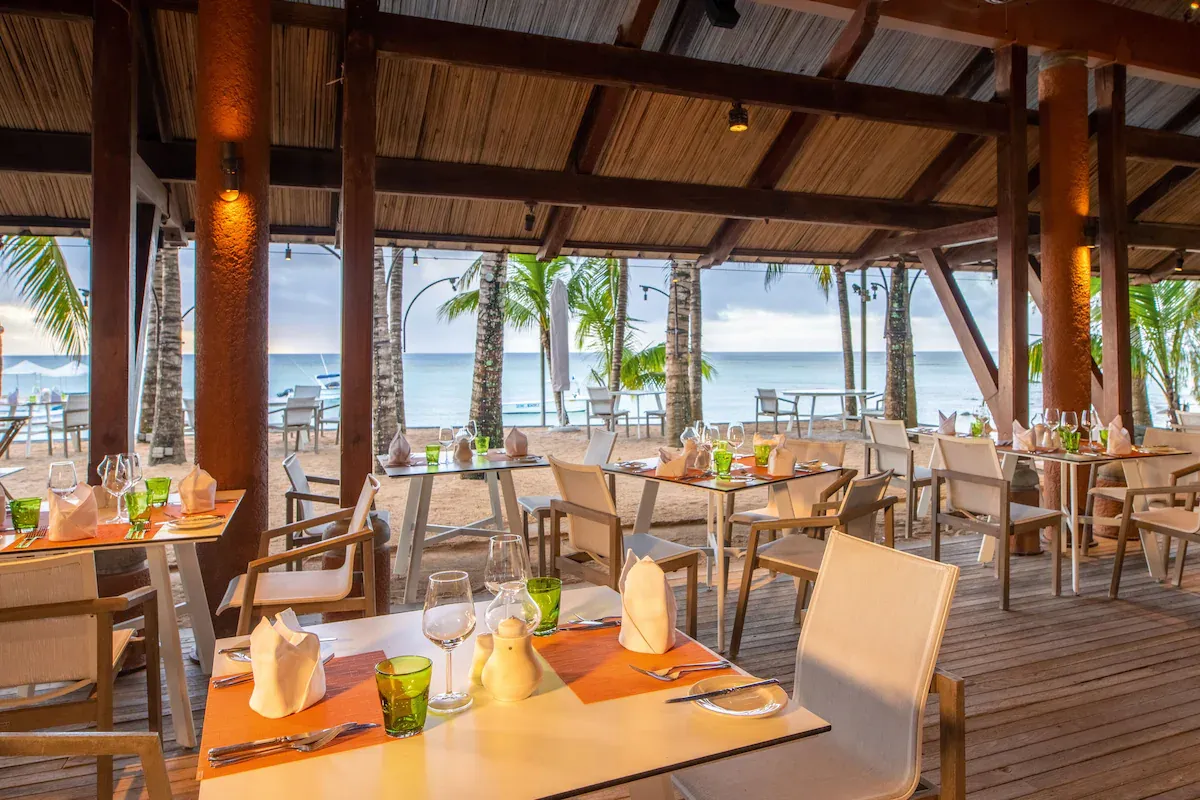 Victoria Beachcomber Resort & Spa