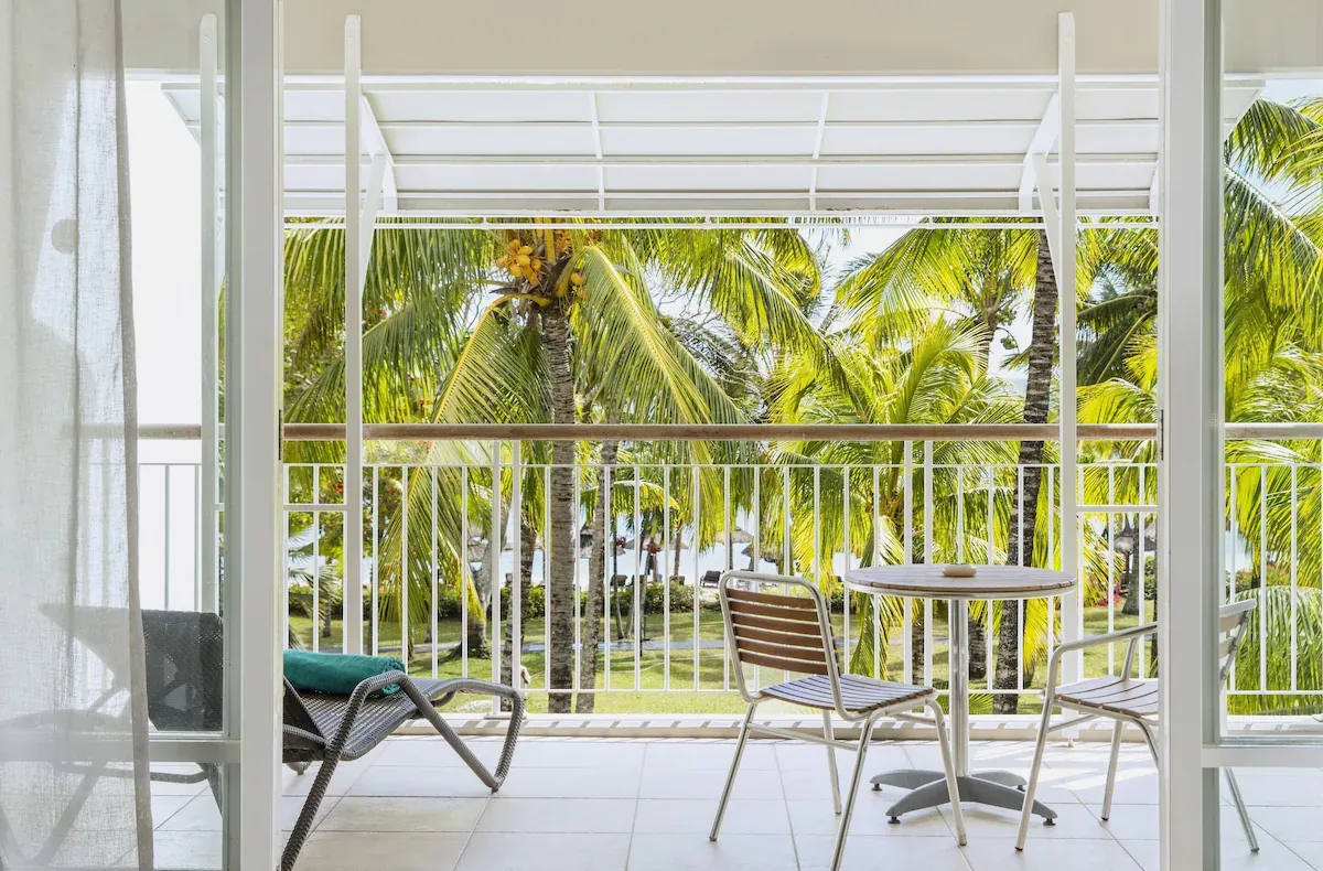 Victoria Beachcomber Resort & Spa