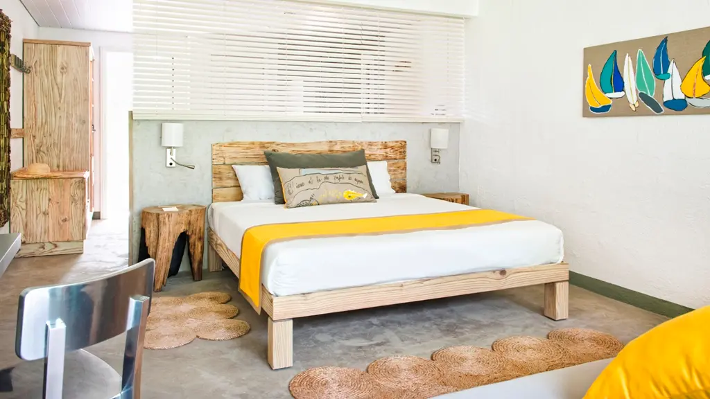 Superior Room With Partial Sea View