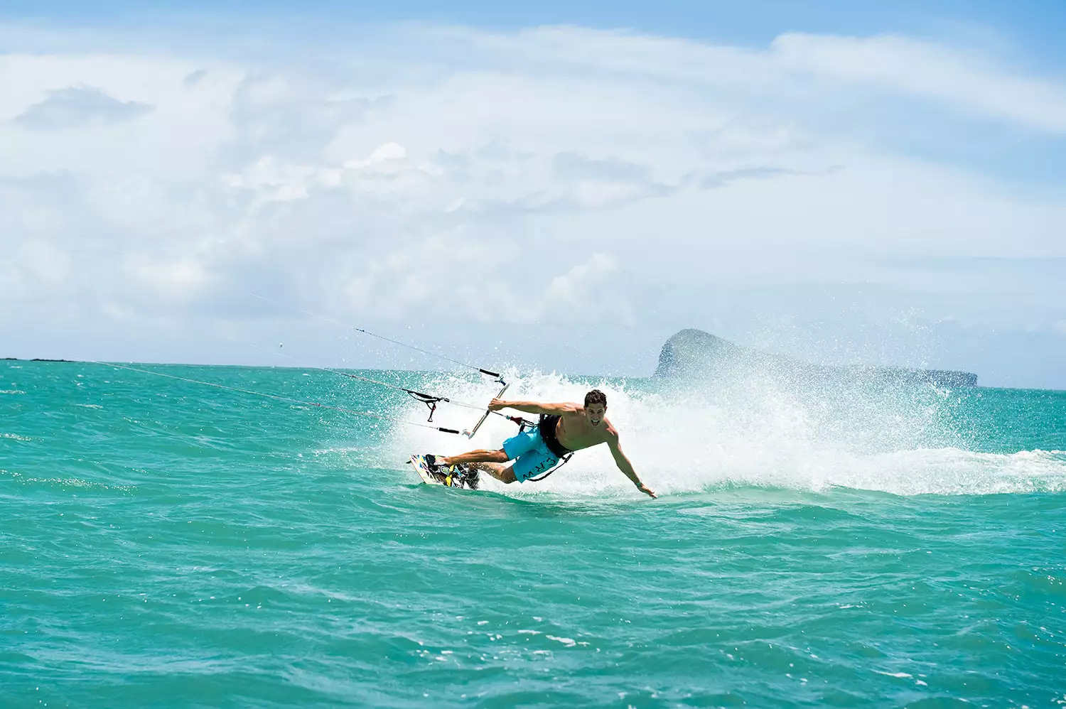 Zilwa-Attitude-kitesurfing 01.webp