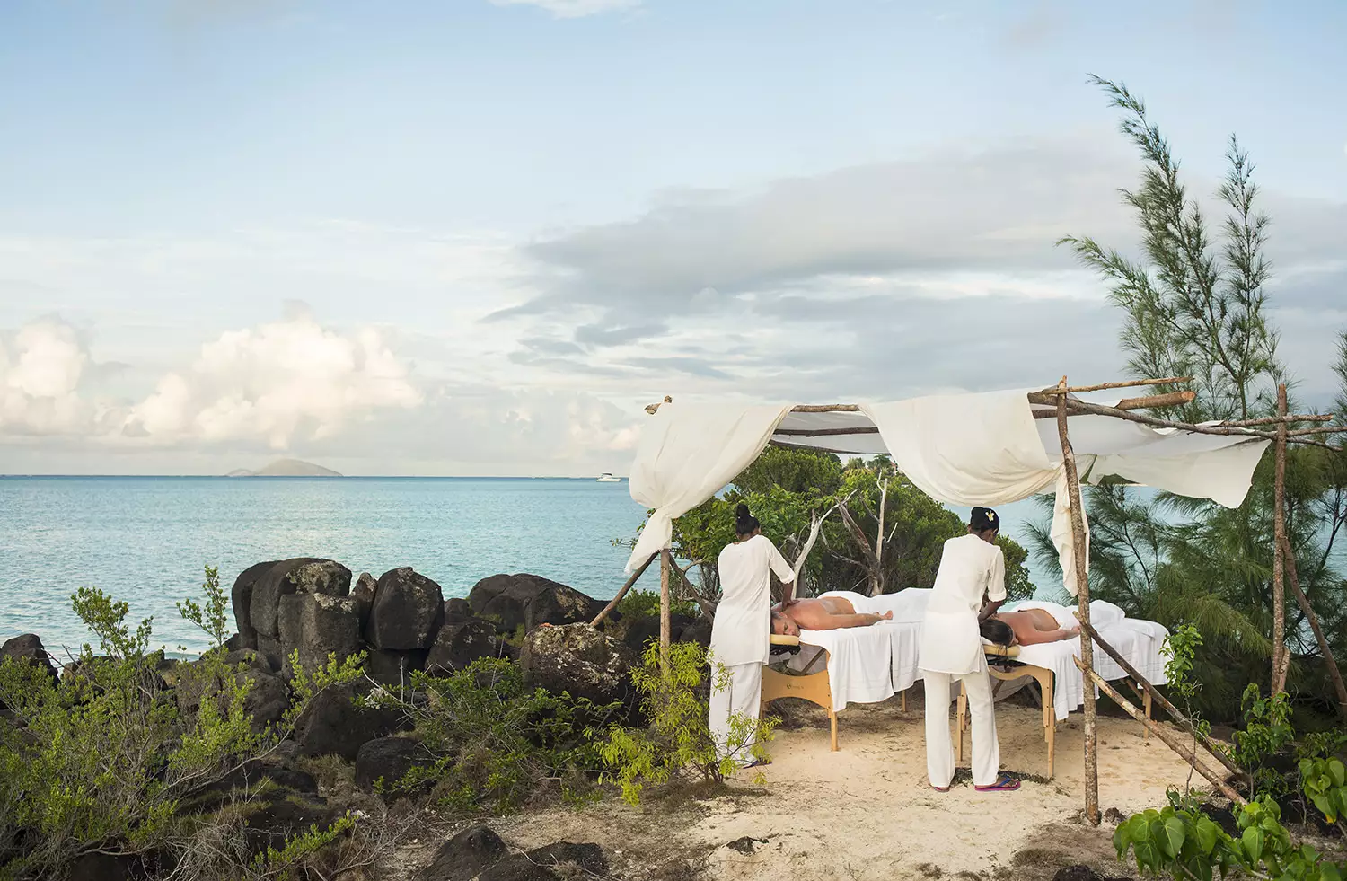 Zilwa-Attitude-massage sur Ti Zil 02.webp