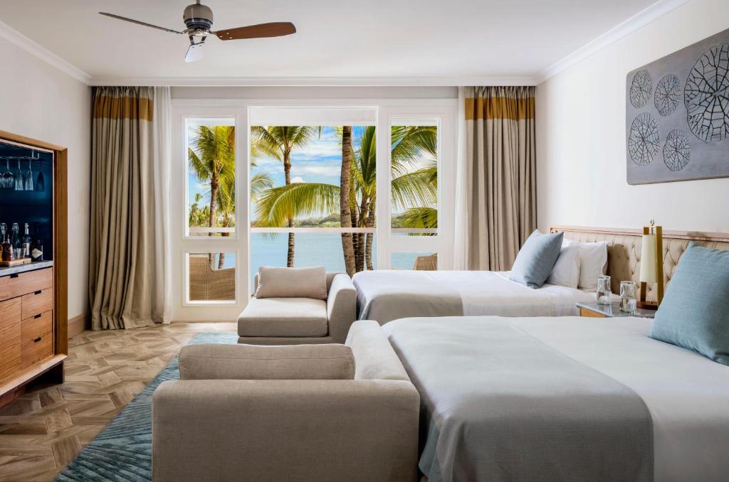 Lagoon Room