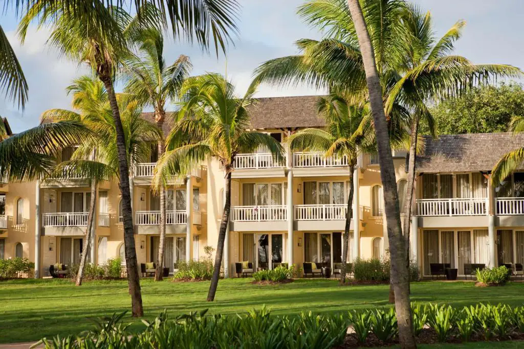 outrigger-mauritius-hotel.webp