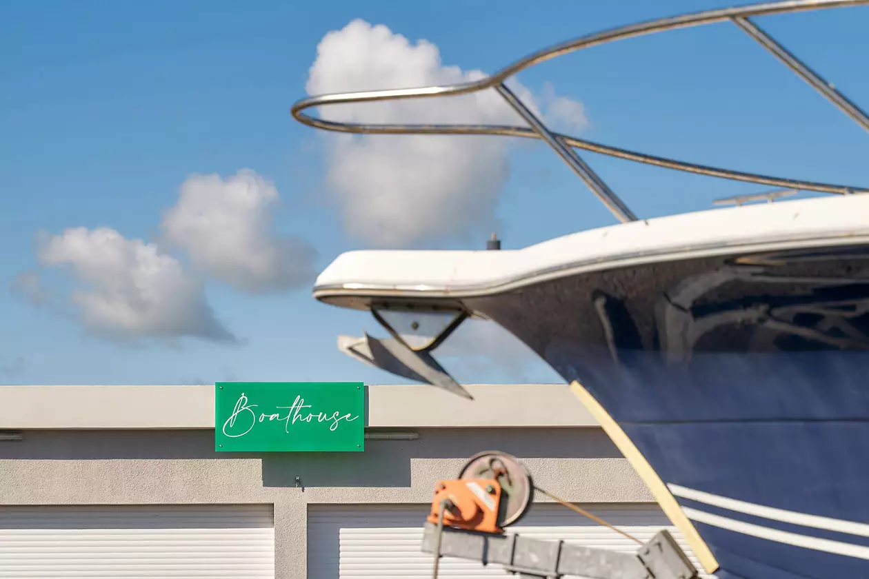 st antoine apartment by LOV - Boathouse.webp